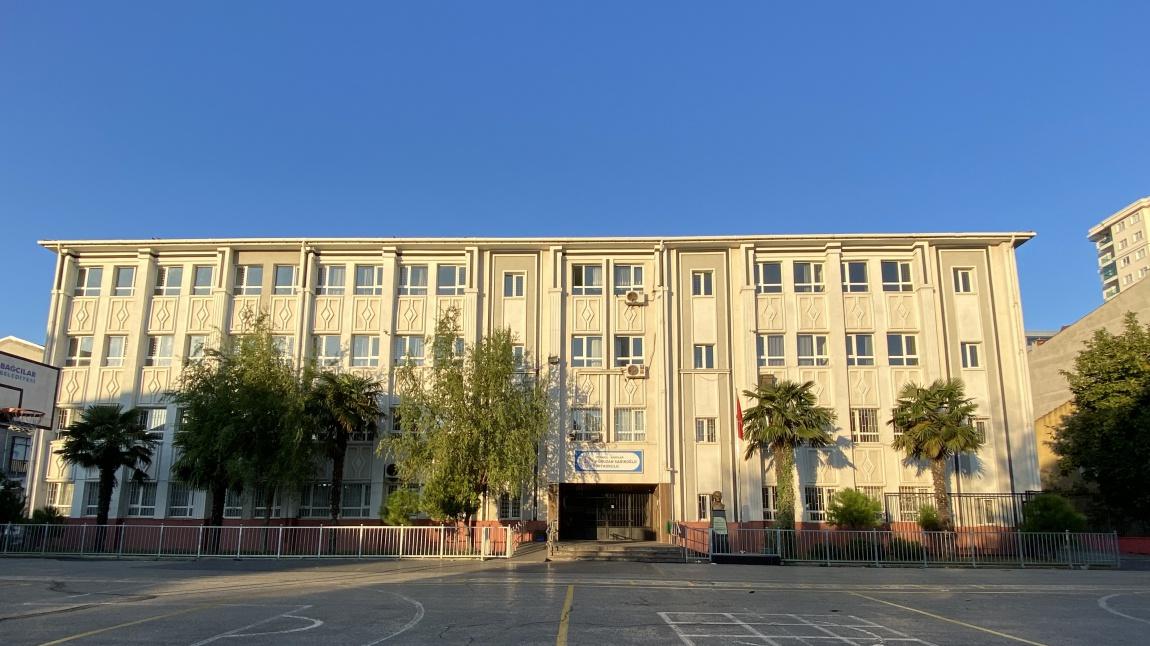 Füruzan Sadıkoğlu Ortaokulu Fotoğrafı